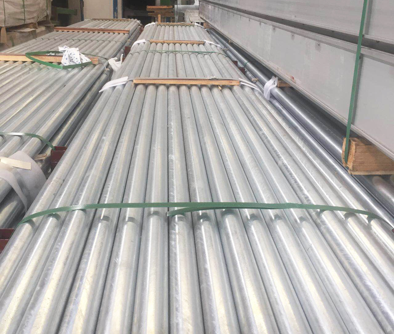 震撼！首家傳統(tǒng)熱鍍鋅廠使用新型無鉻鈍化劑工藝成功